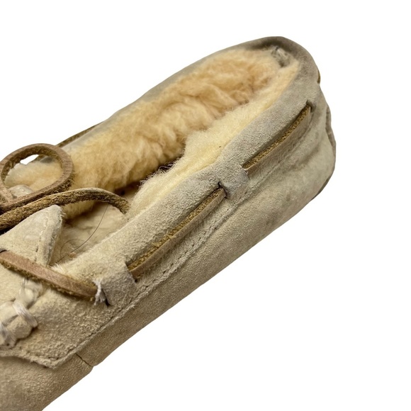 UGG AUSTRALIA Moccasins Cream Suede Leather Flats Slippers 5612 Sherpa Shoes 6 - Picture 10 of 16